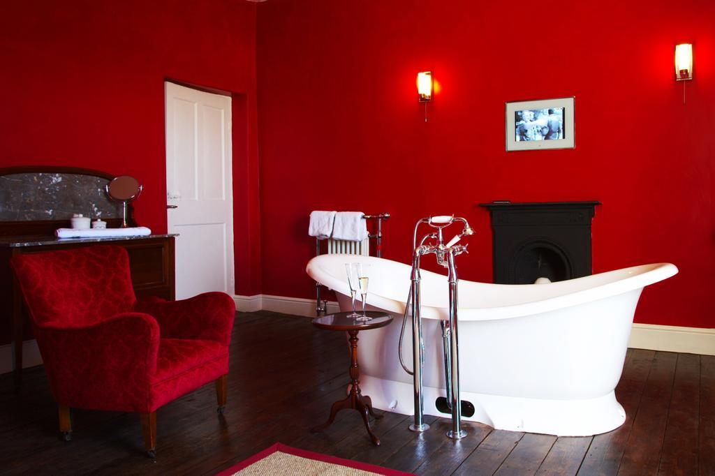 Ann'S Hill Villa Кокърмаут Екстериор снимка